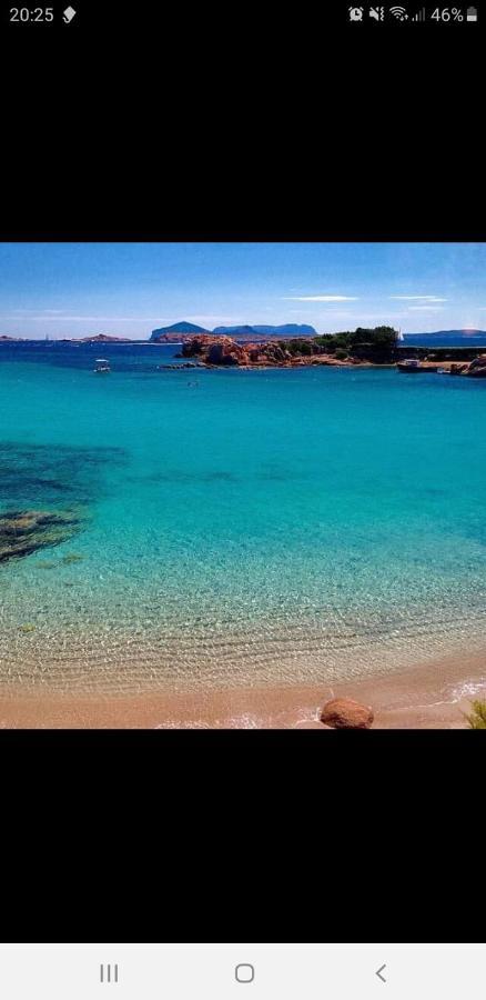 Case Vacanze La Conia Cannigione Luaran gambar