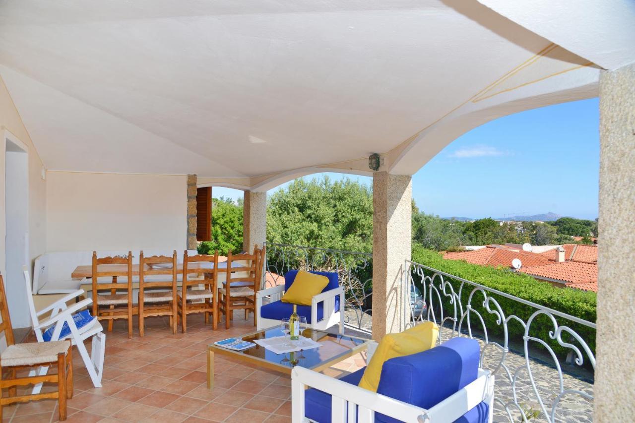 Case Vacanze La Conia Cannigione Luaran gambar