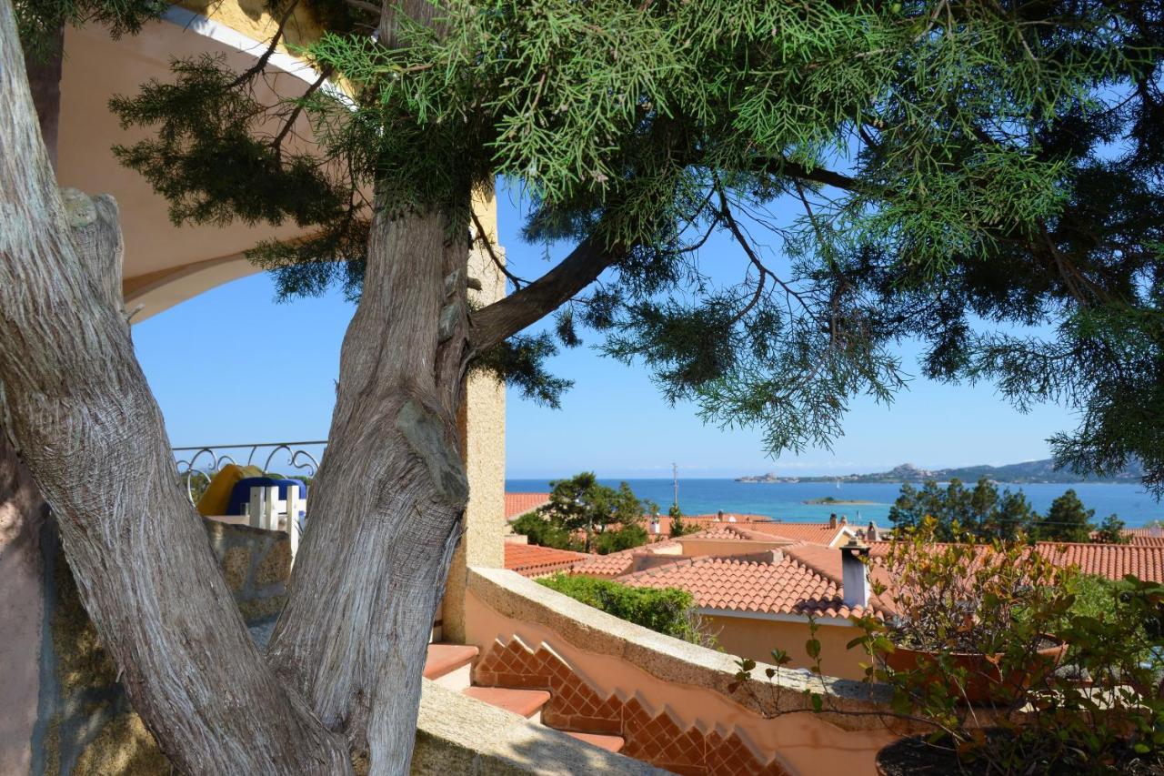 Case Vacanze La Conia Cannigione Luaran gambar