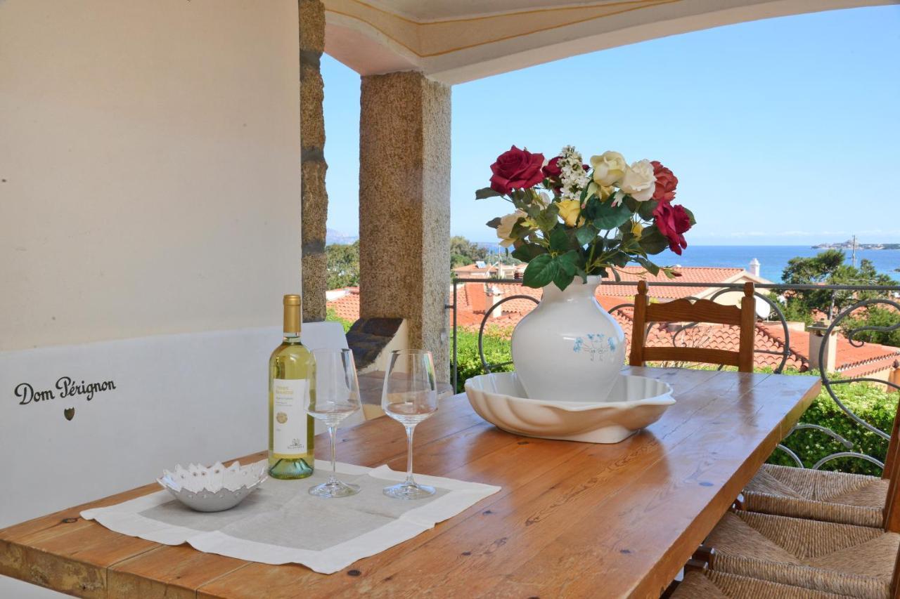 Case Vacanze La Conia Cannigione Luaran gambar