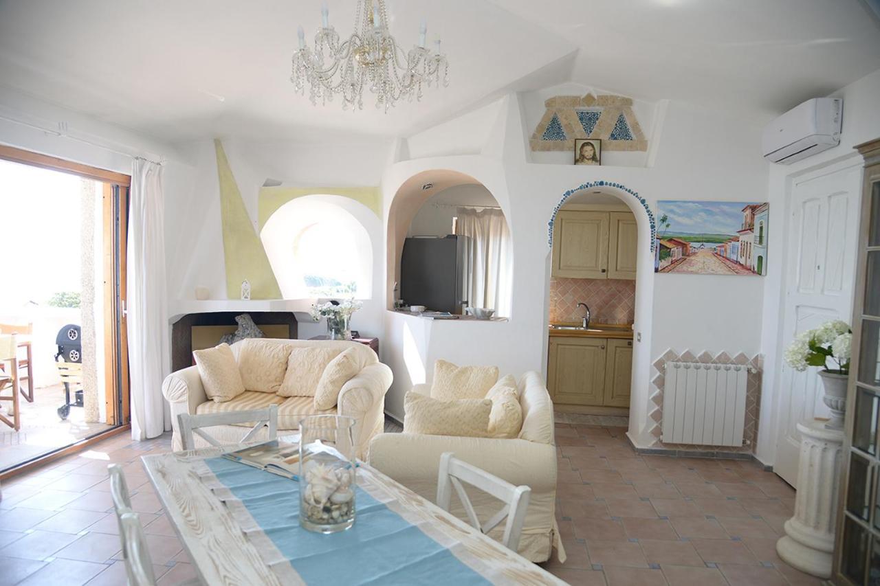 Case Vacanze La Conia Cannigione Luaran gambar