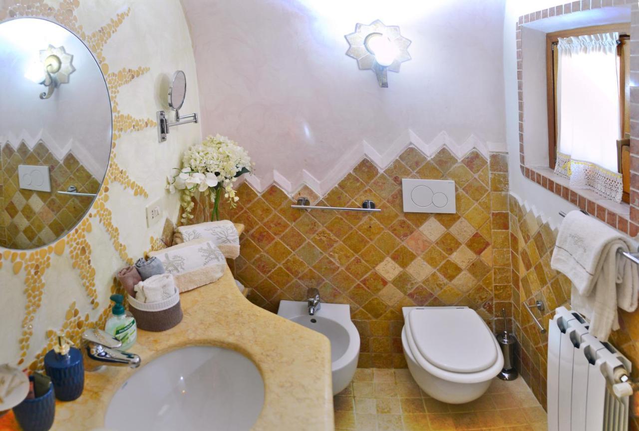 Case Vacanze La Conia Cannigione Luaran gambar