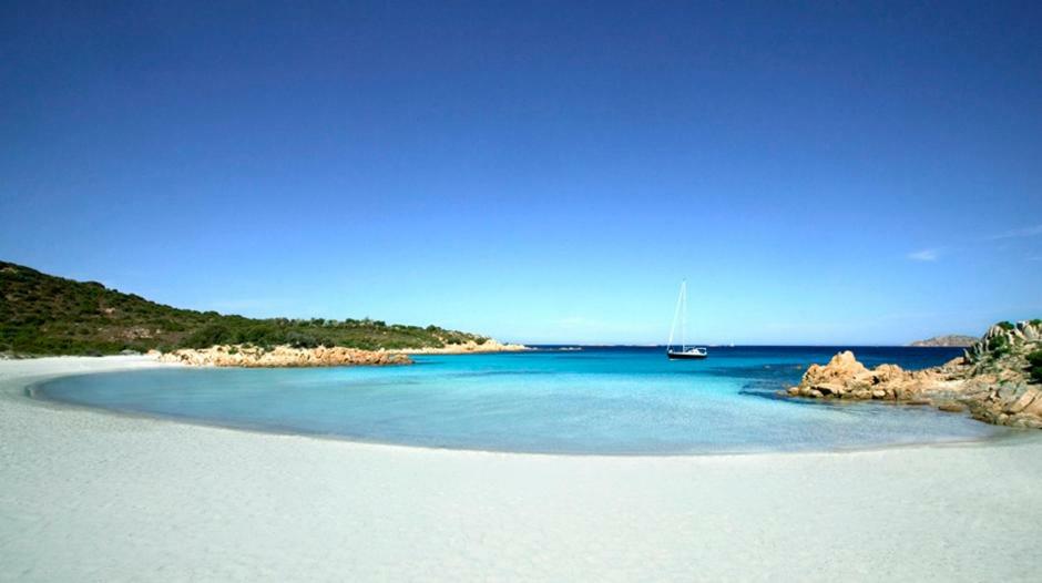 Case Vacanze La Conia Cannigione Luaran gambar